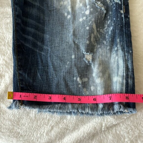 True Religion Ricky Relaxed Straight Distressed Shorts, size 28 - Picture 16 of 16